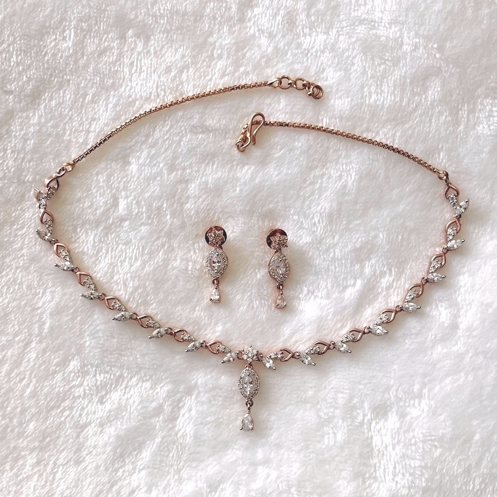 NWOT Rose Gold Jewelry Set